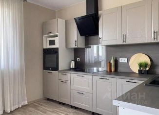 Сдам в аренду 2-комнатную квартиру, 82 м2, Казань, проспект Альберта Камалеева, 30, ЖК Казань XXI Век