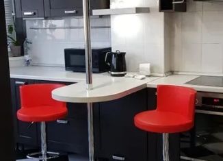 Сдаю в аренду 1-ком. квартиру, 42 м2, Нижегородская область, улица Плотникова, 4