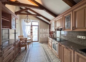Продам четырехкомнатную квартиру, 180 м2, Москва, Пятницкая улица, 57с2, метро Серпуховская