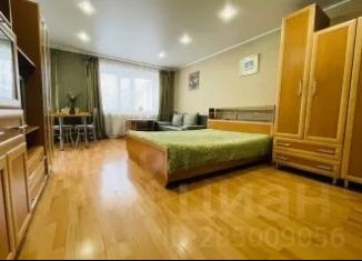 Сдаю однокомнатную квартиру, 33 м2, Татарстан, улица Карла Фукса, 4