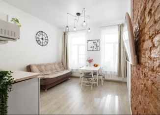 Аренда 3-ком. квартиры, 45 м2, Санкт-Петербург, улица Глинки, 3-5-7, муниципальный округ Адмиралтейский