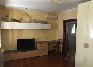 Сдам в аренду однокомнатную квартиру, 45 м2, Краснодарский край, улица Шевченко, 1А