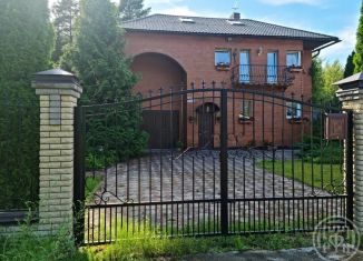 Продаю дом, 170.4 м2, Ленинградская область