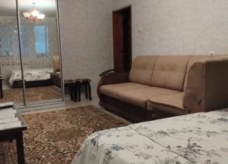 Сдача в аренду 1-ком. квартиры, 32 м2, поселок городского типа Дубки