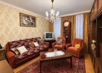 Двухкомнатная квартира на продажу, 67 м2, Курск, улица Уфимцева, 2А