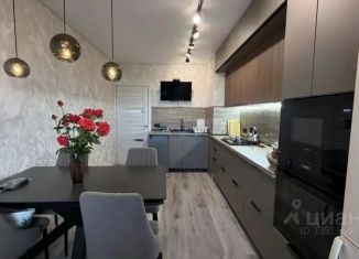 Продается 3-ком. квартира, 73.5 м2, Мценск, улица Машиностроителей, 19