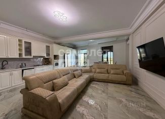 Продается 2-ком. квартира, 141 м2, Дагестан, улица Юрия Гагарина, 10Б