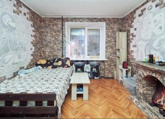 Продажа комнаты, 12.7 м2, Тюменская область, улица Мельникайте, 44А