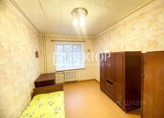 Продается 3-комнатная квартира, 67.9 м2, Костромская область, улица Маяковского, 18