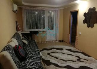Продаю трехкомнатную квартиру, 47.8 м2, Оренбургская область, проспект Ленина, 82А