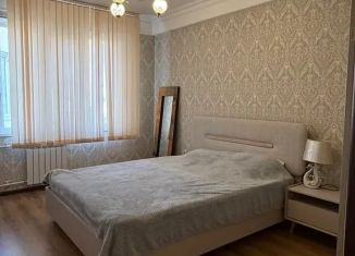 Сдам трехкомнатную квартиру, 75 м2, Каспийск, проспект Акулиничева, 13