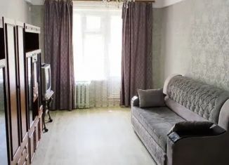 Сдается 2-комнатная квартира, 60 м2, Дагестан, улица Ленина, 17