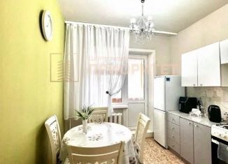 2-комнатная квартира на продажу, 51.6 м2, Саха (Якутия), проспект Михаила Николаева, 40/8