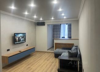 Сдаю 1-ком. квартиру, 44 м2, Брянск, Спартаковская улица, 114Б