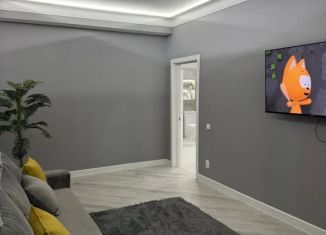 Сдается 2-ком. квартира, 65 м2, Дагестан, проспект Акулиничева, 33А