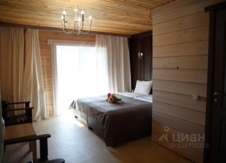 Сдается в аренду комната, 16 м2, поселок Хужир, Народная улица, 19