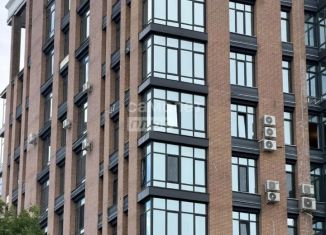 Продается 1-ком. квартира, 74 м2, Кабардино-Балкария, проспект Ленина, 46
