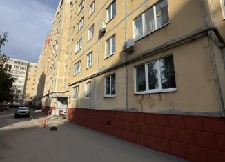 Продажа 3-комнатной квартиры, 66.3 м2, Орёл, улица Матросова, 48