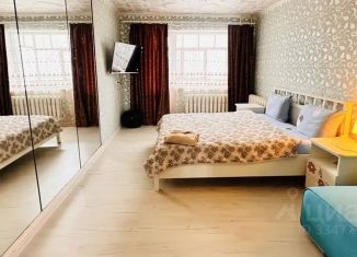 Сдается в аренду 2-комнатная квартира, 53 м2, Магадан, проспект Карла Маркса, 57
