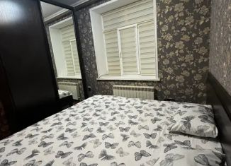 Сдается двухкомнатная квартира, 70 м2, Дагестан, улица Х. Тагиева, 33литО