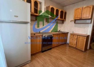 Продается 3-комнатная квартира, 82.1 м2, Оренбургская область, Краматорская улица, 48