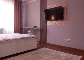 Сдаю 1-комнатную квартиру, 45 м2, Каспийск, проспект Акулиничева, 5А