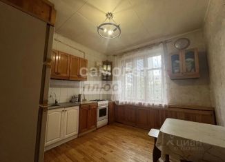 Продам 2-комнатную квартиру, 56 м2, Курская область, Золотая улица, 2А