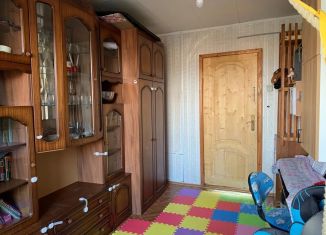 Трехкомнатная квартира на продажу, 56 м2, Санкт-Петербург, улица Мартынова, 9
