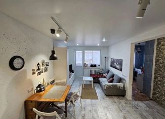 Продается 3-ком. квартира, 58 м2, Псковская область, Конная улица, 5