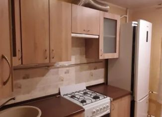 Продаю трехкомнатную квартиру, 64 м2, Орёл, улица Лазо, 22