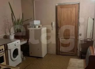Продаю комнату, 14 м2, Барнаул, улица Антона Петрова, 225