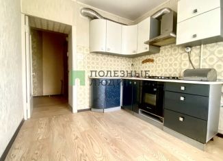 Продаю 3-ком. квартиру, 66.1 м2, Орёл, Раздольная улица, 84
