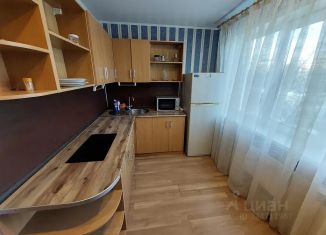 Сдается в аренду 2-ком. квартира, 50 м2, Магадан, улица Болдырева, 4, микрорайон Торговый