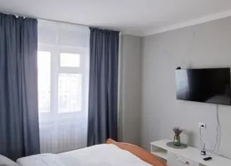 Сдается однокомнатная квартира, 40 м2, Саха (Якутия), улица Свердлова, 3