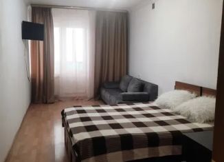 Аренда 2-ком. квартиры, 65 м2, Ленск, Первомайская улица, 32А