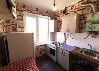 Продаю 3-ком. квартиру, 47 м2, Крым, улица Самойленко
