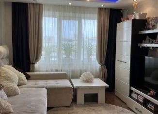Продажа четырехкомнатной квартиры, 82 м2, Старый Оскол, микрорайон Королёва, 35