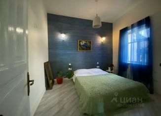 Сдается 2-ком. квартира, 45 м2, Крым, улица Гагарина, 15