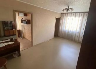 Продается трехкомнатная квартира, 48.3 м2, Омск, бульвар Архитекторов, 1/6