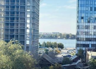 Продажа 3-комнатной квартиры, 90 м2, Астрахань, улица Сен-Симона, 33