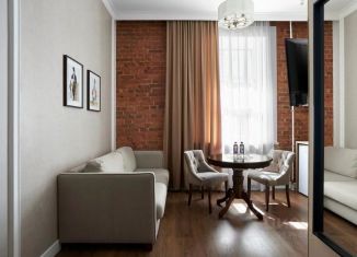 Сдаю в аренду комнату, 10 м2, Санкт-Петербург, улица Декабристов, 2