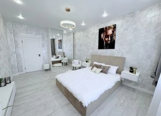 Продаю двухкомнатную квартиру, 80 м2, Ставрополь, улица Розы Люксембург, 29, Ленинский район