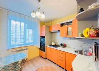 Сдам в аренду 1-ком. квартиру, 38 м2, Орловская область, улица Бурова, 44