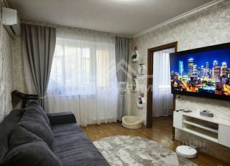 Продается 3-ком. квартира, 47.7 м2, Старый Оскол, микрорайон Лебединец, 26