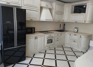 Продам трехкомнатную квартиру, 96.6 м2, Брянская область, улица Дуки, 71