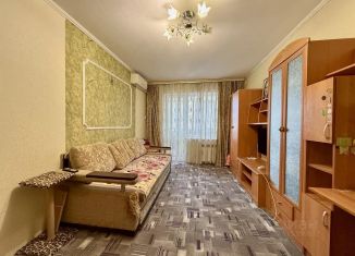Продажа двухкомнатной квартиры, 48 м2, Крым, улица Марка Донского, 8
