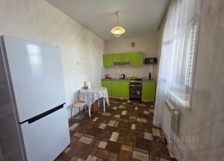 Сдаю в аренду квартиру студию, 35 м2, Чита, улица Богомягкова, 2к1