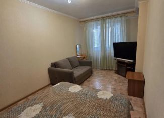 Продаю 2-ком. квартиру, 50 м2, Ставрополь, проспект Кулакова, 49/5, Октябрьский район