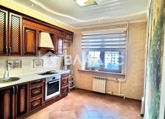 Продам 3-комнатную квартиру, 63.4 м2, Смоленск, улица Гарабурды, 25
