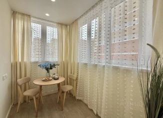 Продам 2-комнатную квартиру, 65 м2, Чувашия, улица Академика РАН Х.М. Миначева, 13